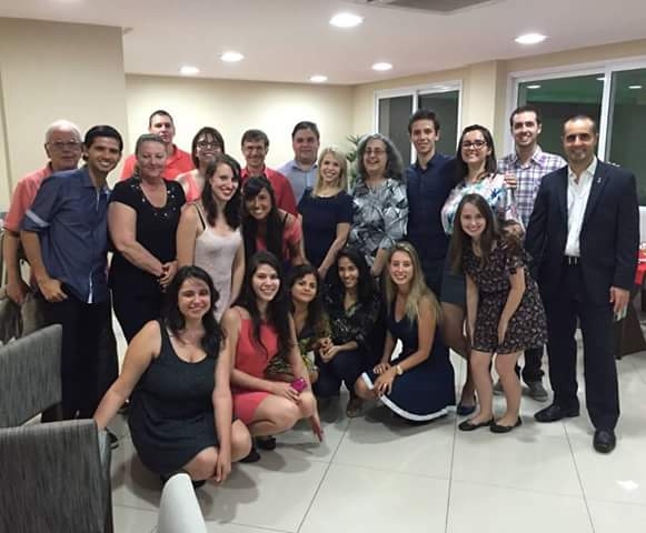 Formación académica de estudiantes en el exterior