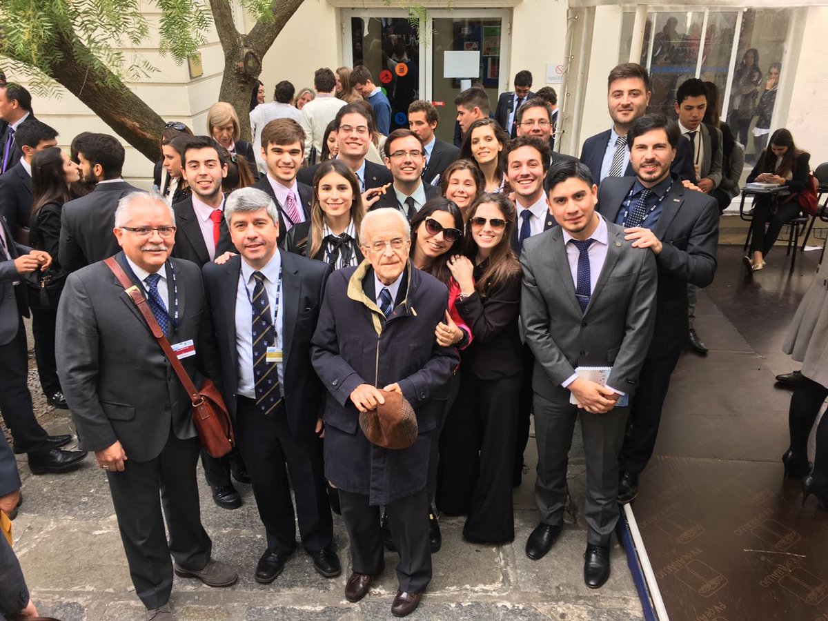 Destacada participación estudiantil en Uruguay