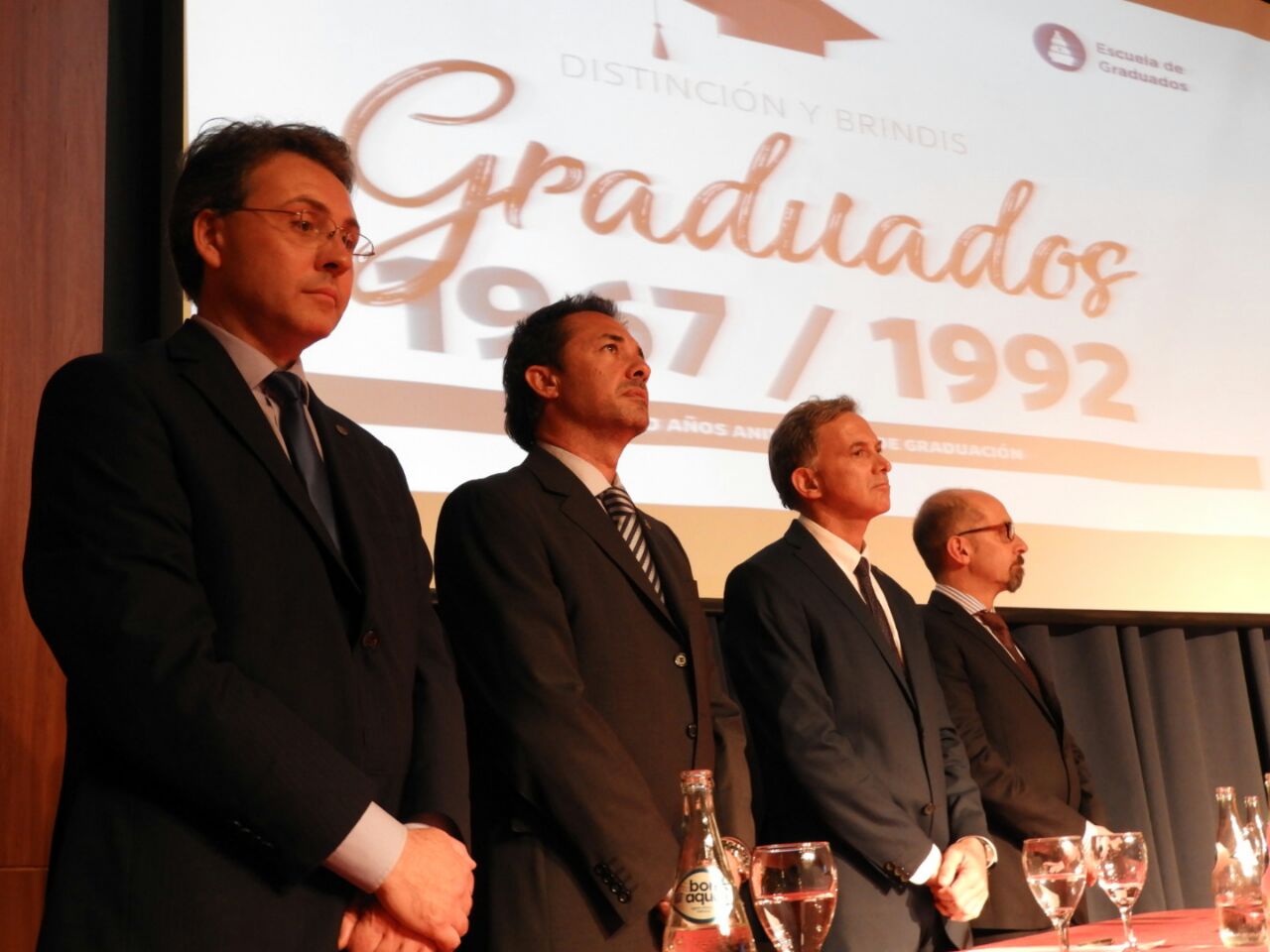 Distinción y Brindis Graduados 1967/1992