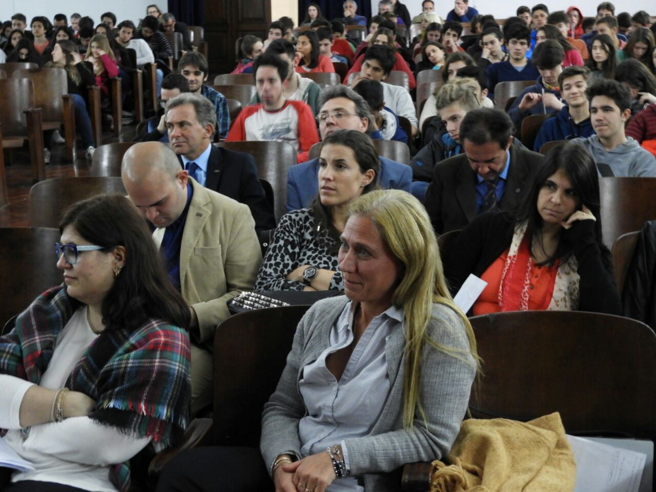 Capacitación para las escuelas dep. de la UNR