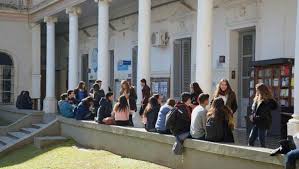 PROGRAMA DE BECAS UNR 2019