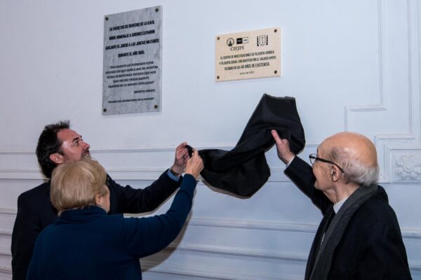 CUADRAGÉSIMO ANIVERSARIO DEL CENTRO DE INVESTIGACIONES DE FILOSOFÍA JURÍDICA Y FILOSOFÍA SOCIAL