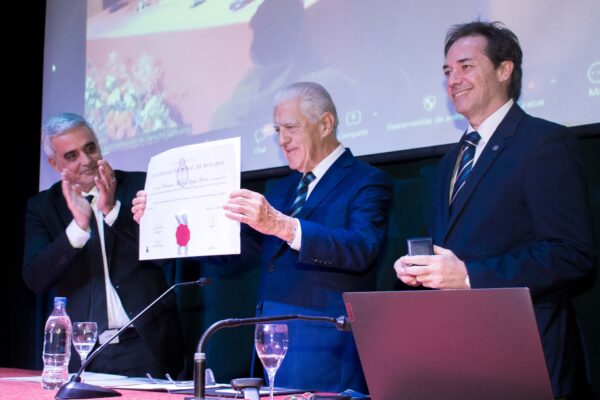 DOCTOR HONORIS CAUSA: FRANCISCO ALBERTO MAGÍN FERRER EN LA FDER UNR